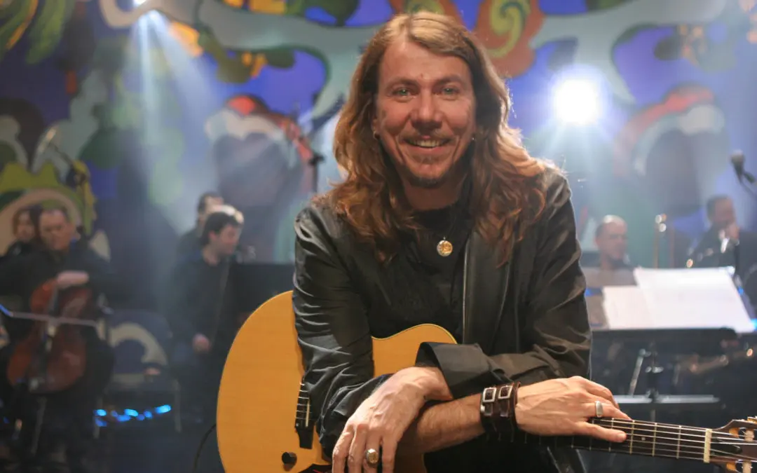 Lenine il cantautore brasiliano al centro del mondo musicale