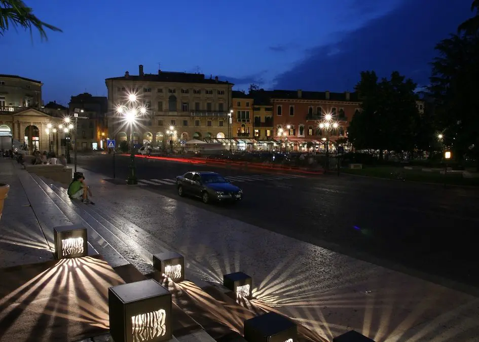 I 4Seasons di Performance in Lighting celebrano centenario de l’Arena