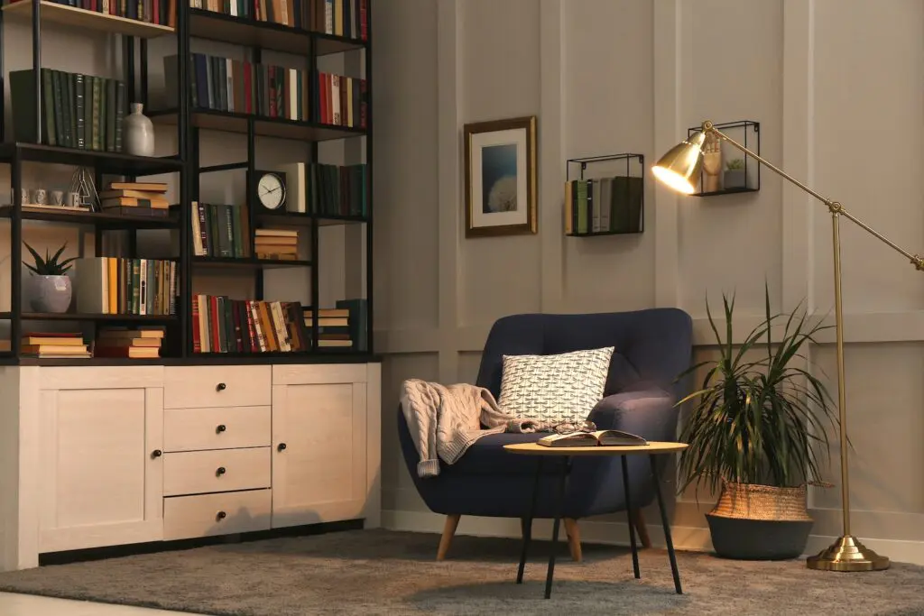 Cozy,Home,Library,Interior,With,Collection,Of,Different,Books,On