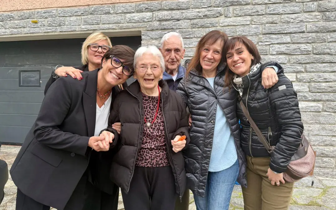 Villaggio Amico rinnova il tradizionale gesto del Dono: dalle mani delle ospiti ai bambini di Casa Lavinia