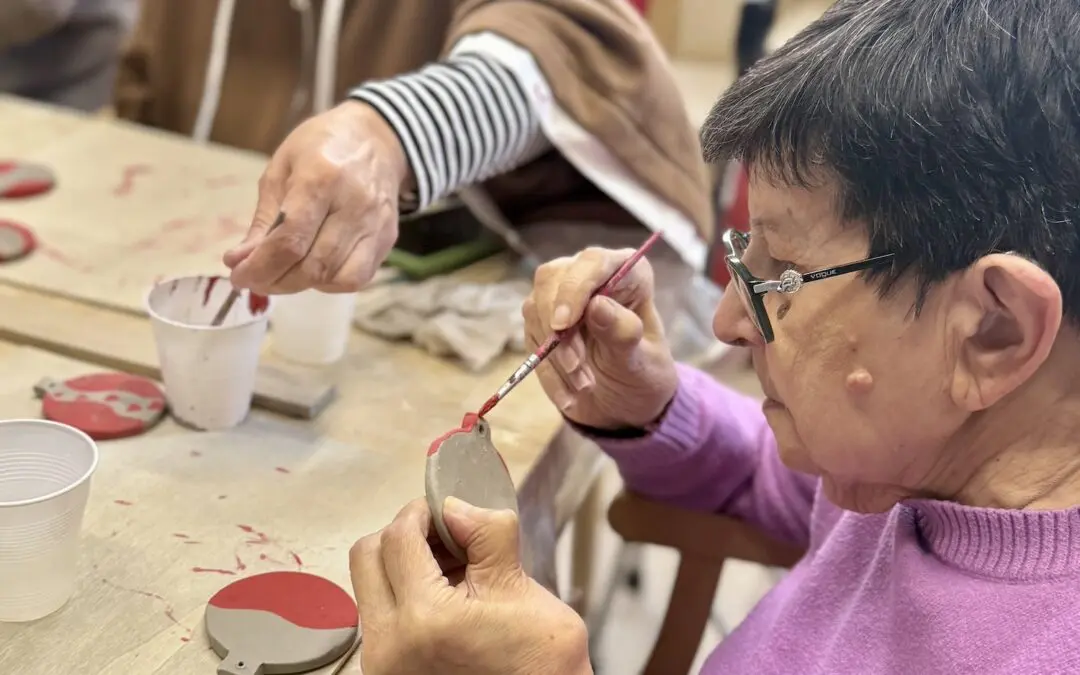 La creatività di Villaggio Amico in mostra ai mercatini di Natale 2025