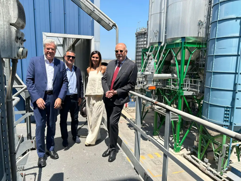 da sx. A.Di Cosimo, ad Bonollo Energia-D.Natalia, sindaco di Anagni-A.Turriziani, assessore-A.Mattia, onorevole.