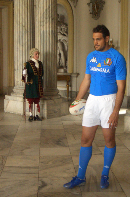 Forchets firma la campagna TV con produzione Casta Diva Pictures
Testimonial d’eccezione: la nazionale italiana di 

Rugby