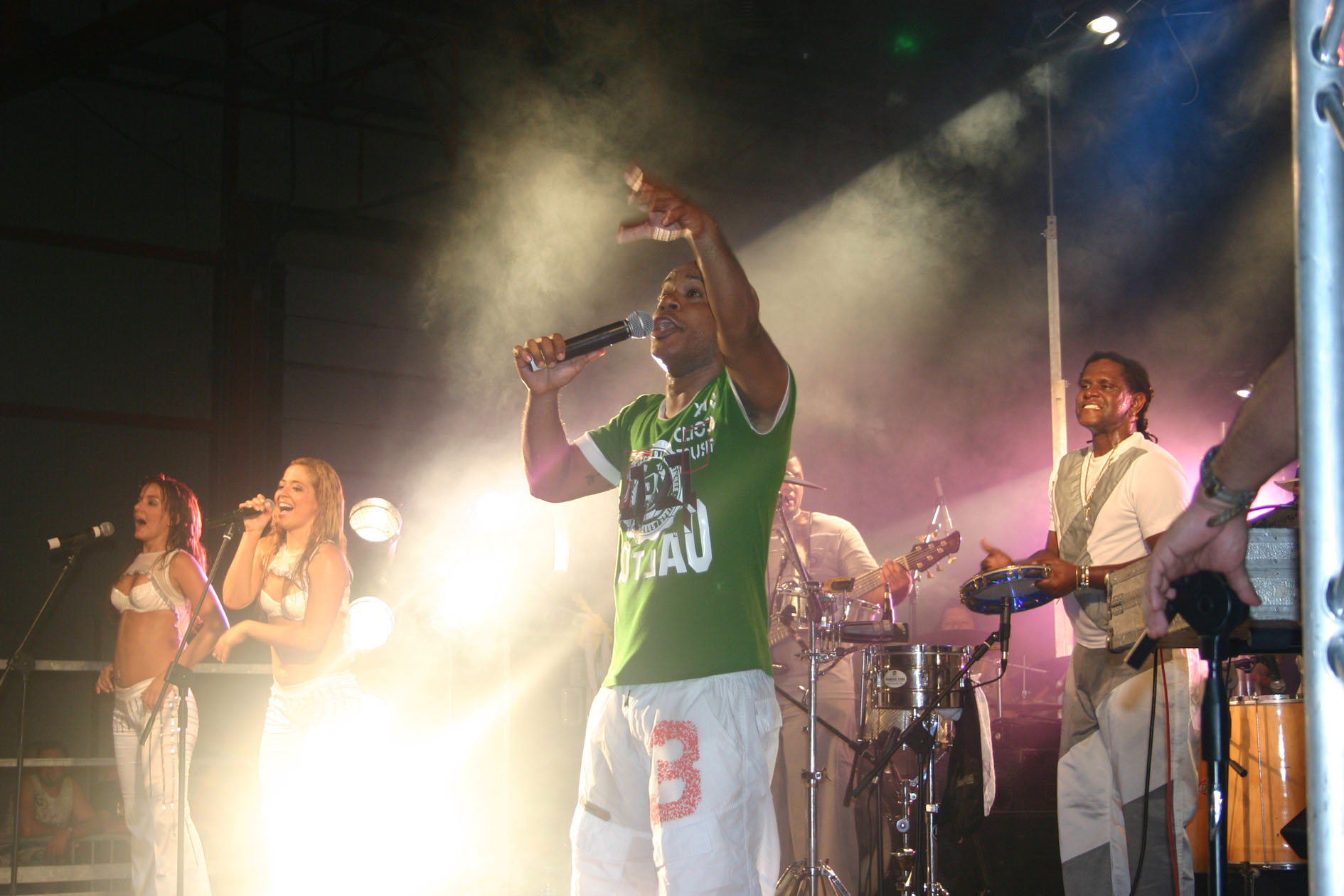 Al Festival LatinoAmericando un gruppo capace di trascinare le platee con un’energia contagiosa: i Terra Samba