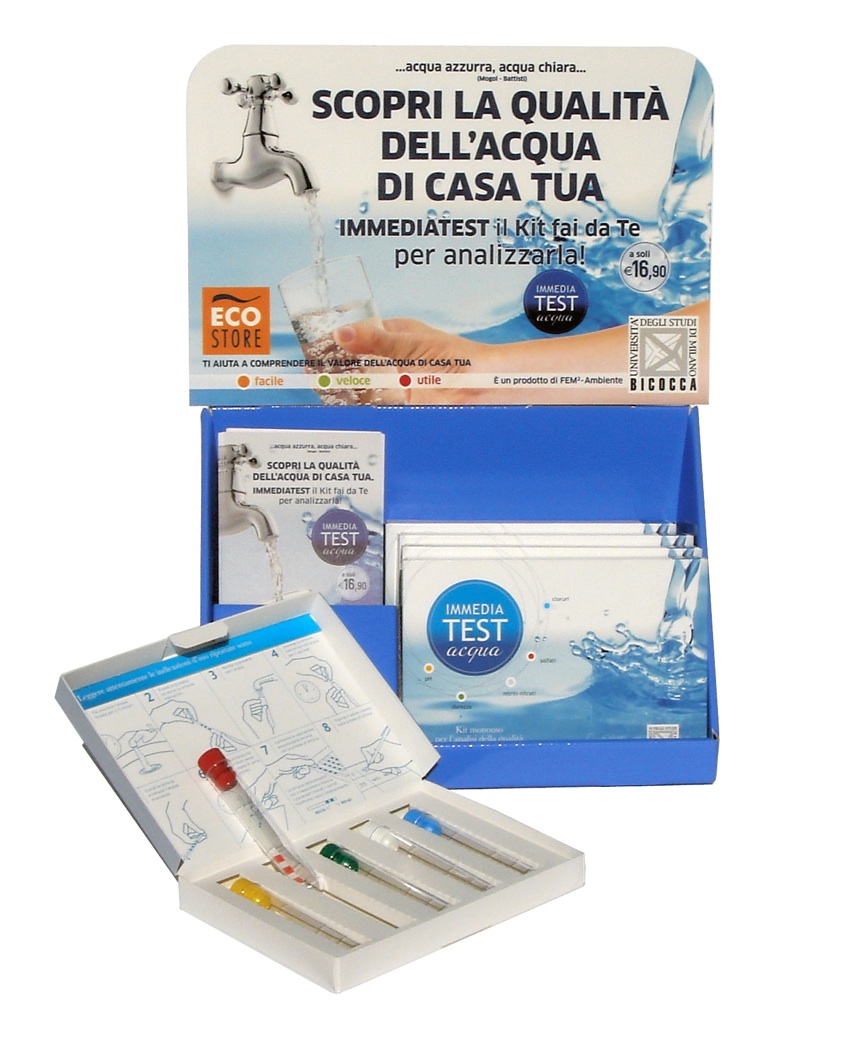 Test dell’acqua a portata di mano il kit di analisi nei negozi Eco Store