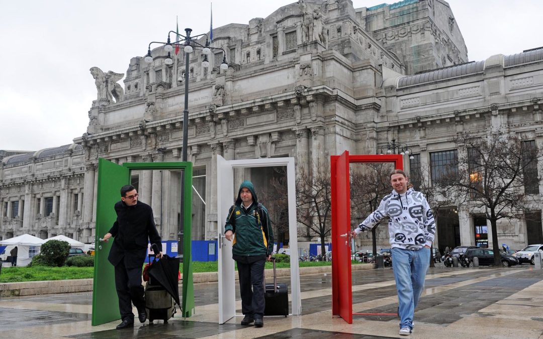 Tricolore di porte oggi a Milano – Stazione Centrale