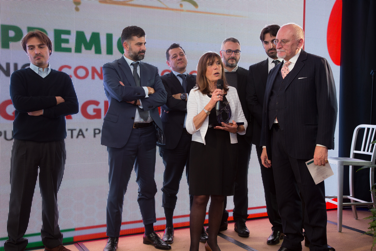 Acqua Group festeggia con L’Italia che comunica di Unicom