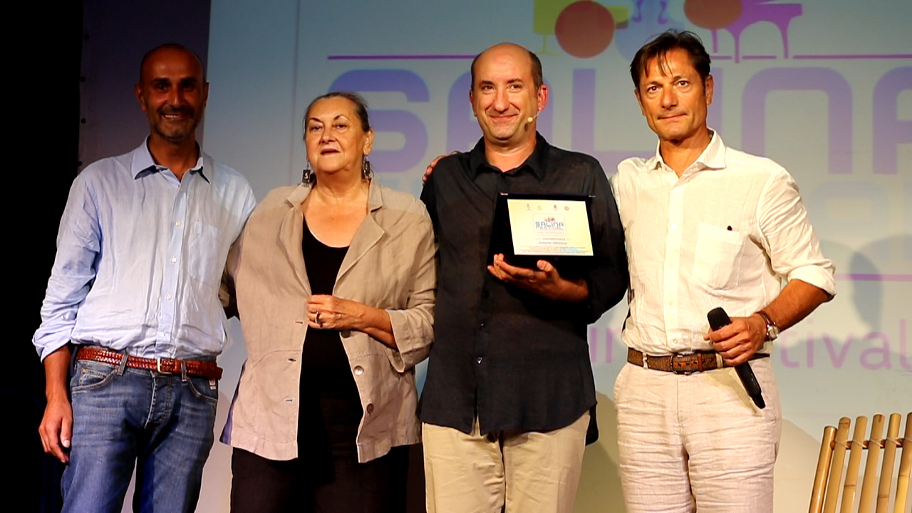 Consegnato ad Antonio Albanese il premio CineMareMusica 2017