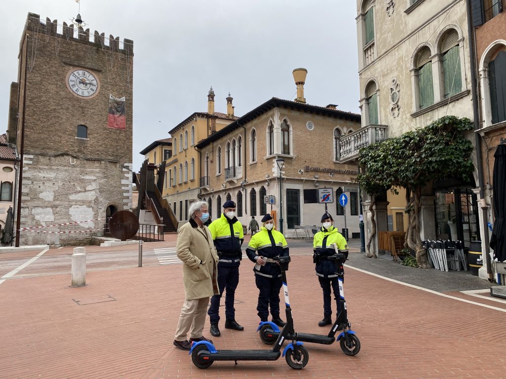 La-Polizia_a_Venezia