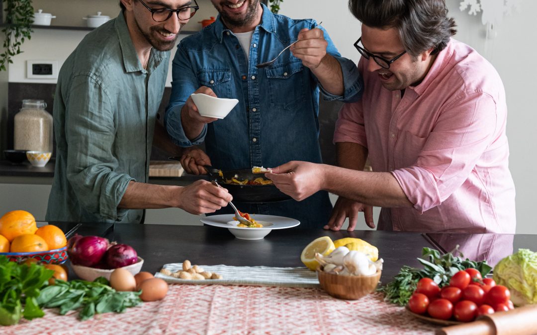 RIGACUORE SOSPESO, DONATI GIA’ 86MILA PASTI. A GONFIE VELE IL PROGETTO DI SOLIDARIETA’ DELLA MOLISANA CON SPESASOSPESA.ORG
DA LUNEDI’ PRENDE IL VIA L’ATTIVITA’ DI STREET-FOOD CON CHEF IN CAMICIA