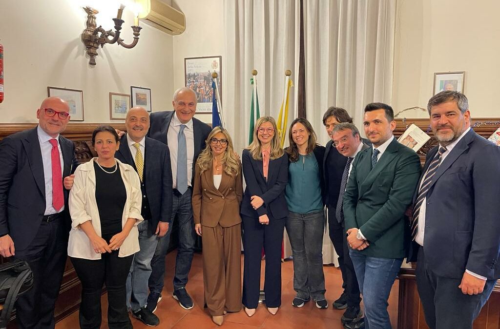 Spreco alimentare, siglato un protocollo di intesa tra la I Municipalità e le ACLI Napoli. Nasce un network che vede assieme le migliori energie istituzionali e sociali di Napoli.