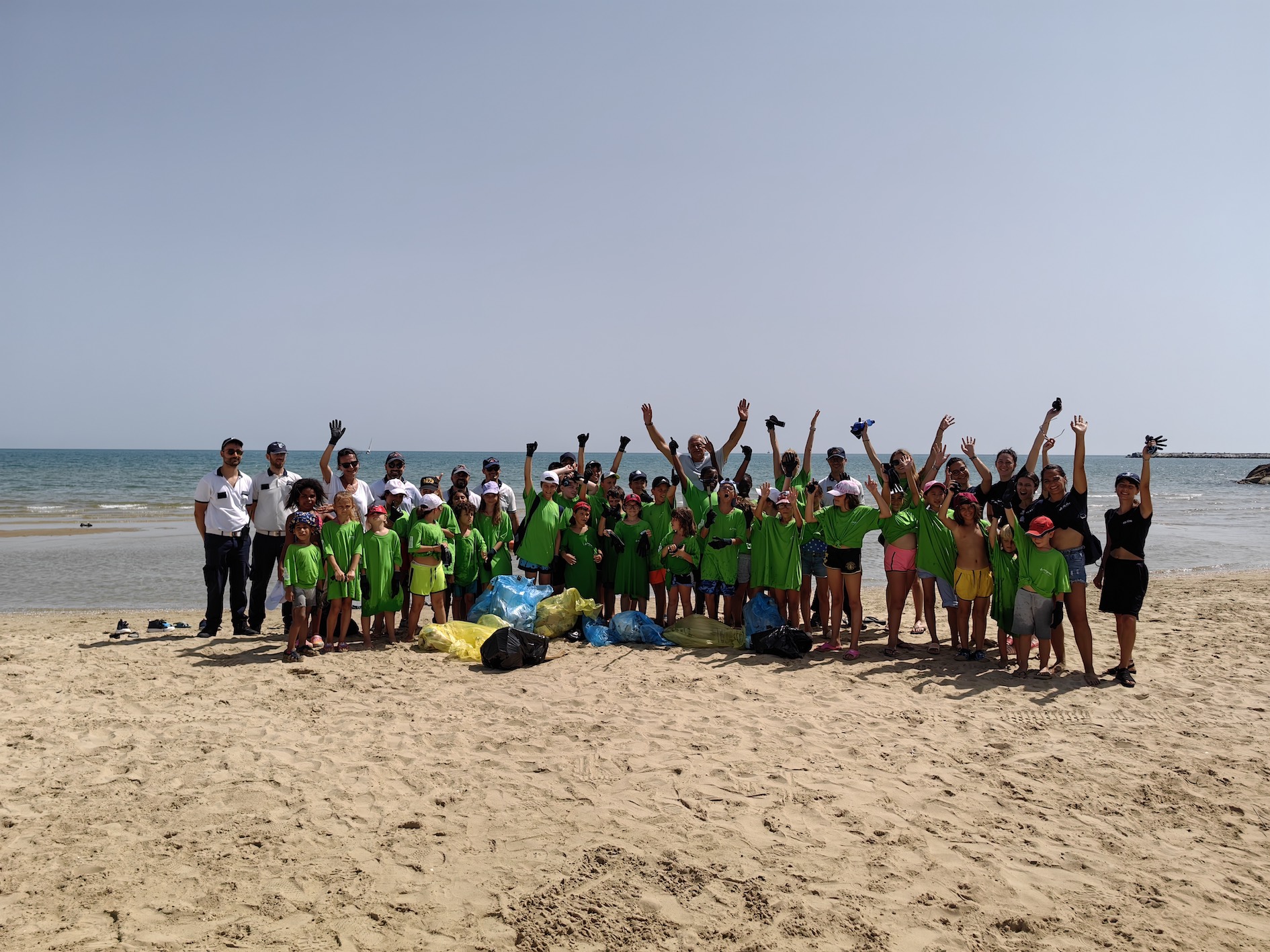 Plogging a San Benedetto del Tronto: Sorgenia con il progetto M.A.R.E. nella spiaggia a nord del porto