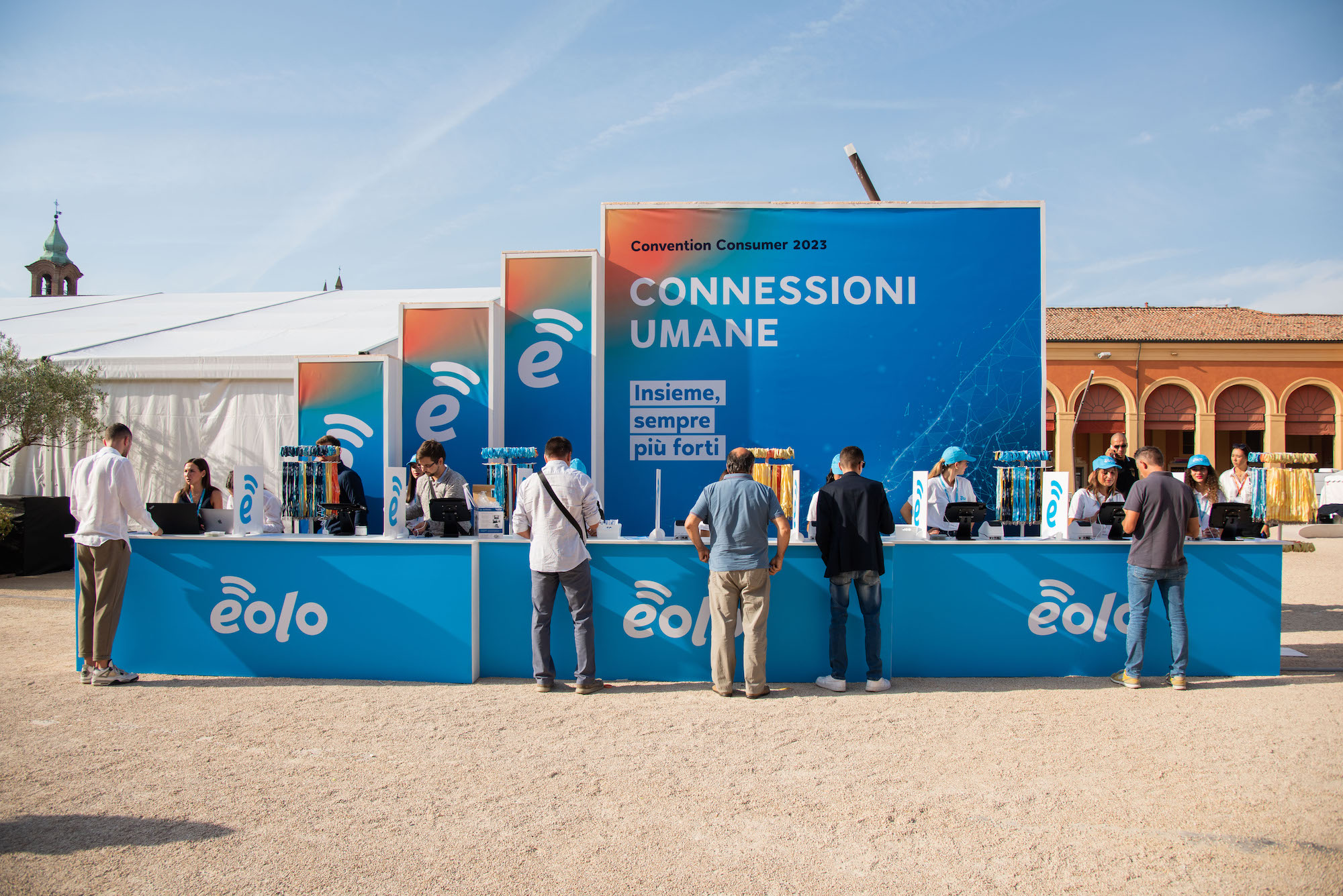 EOLO sceglie IAKI e la Romagna per la convention annuale in cui annuncia il potenziamento della rete e l’offerta Eolo Fibra