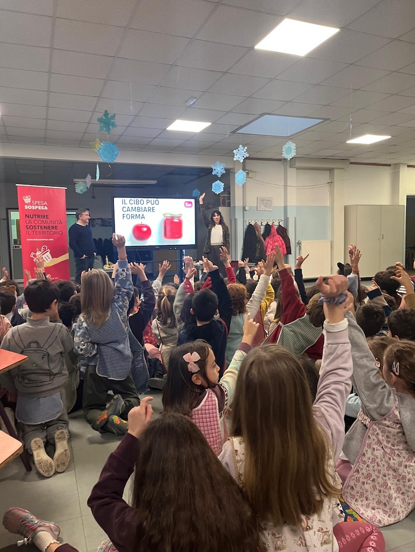 Milano, 5 febbraio – Giornata nazionale di prevenzione allo spreco alimentare  A scuola i bambini imparano il valore del cibo e propongono ricette anti-spreco con SpesaSospesa.org
